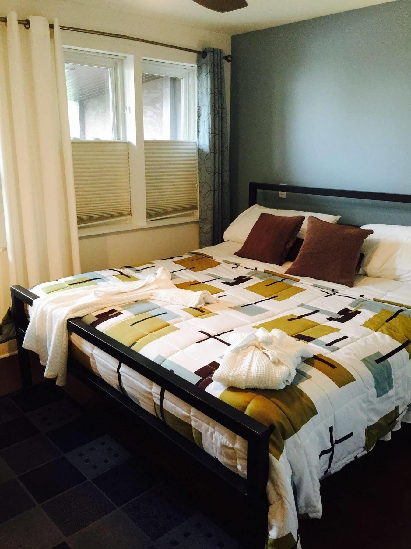 House 5863- Chicago'S Premier Bed And Breakfast Eksteriør bilde