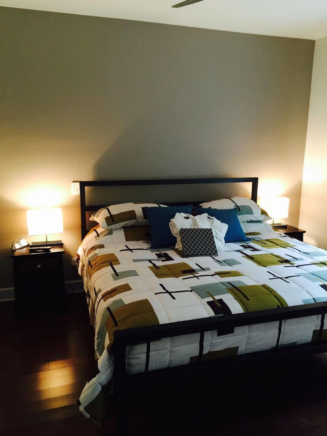 House 5863- Chicago'S Premier Bed And Breakfast Eksteriør bilde